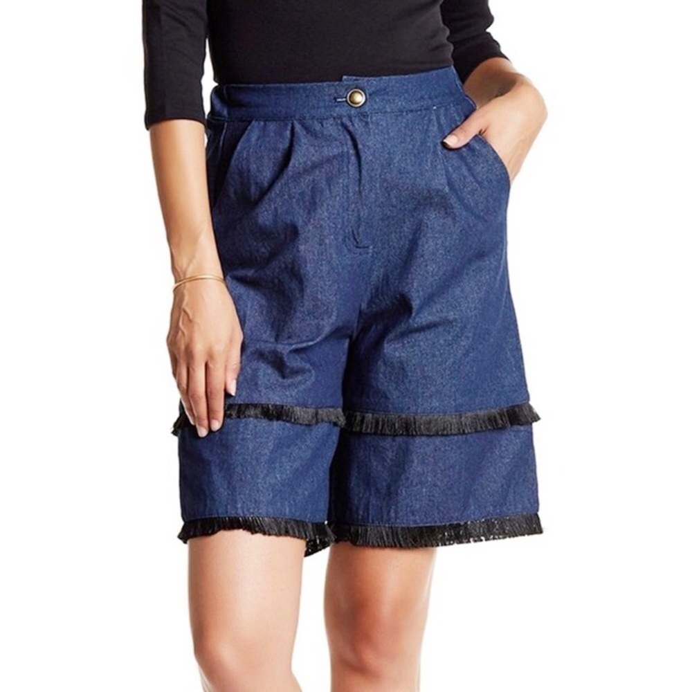 TOV Women’s Tiered Fringe Denim Bermuda Shorts Size Small (38) Statement Shorts - Picture 2 of 8